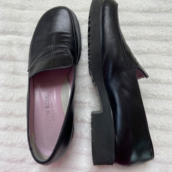 Shoes - Picture 2 of 5